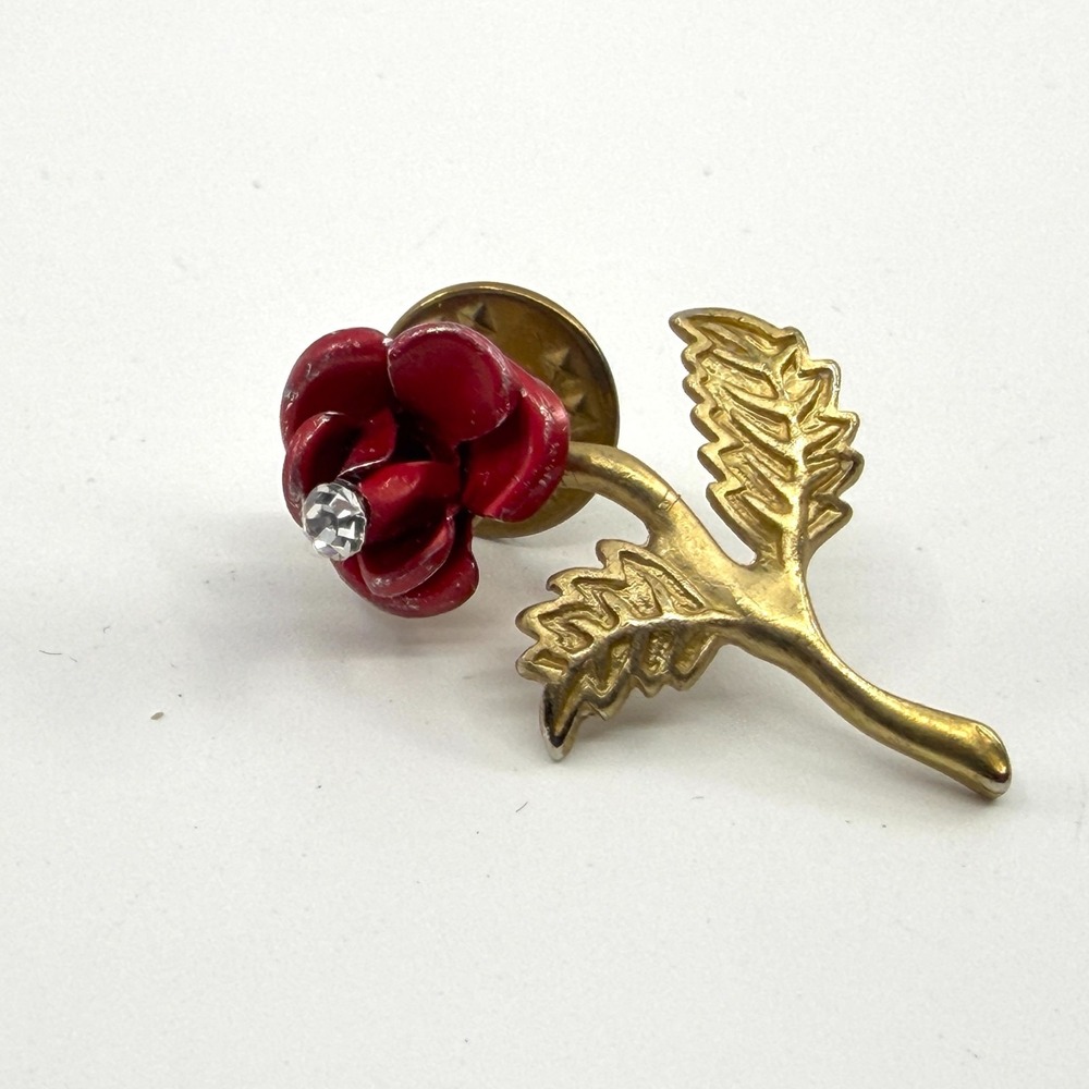 Y2K Romantic Red Rose Flower Lapel Pin Gold Tone Enamel Stem Crystal Accessory